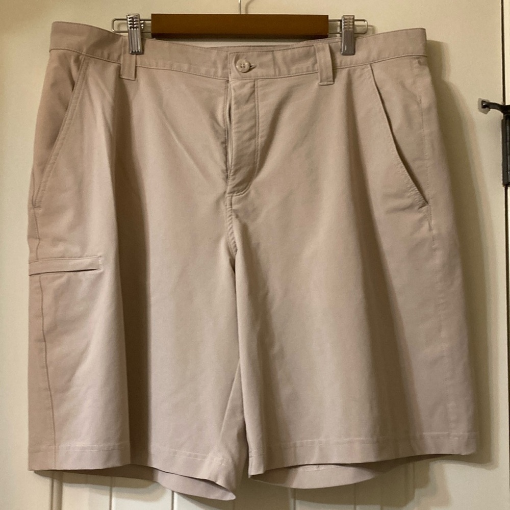 Men’s Columbia Size 38 ProTour Shorts